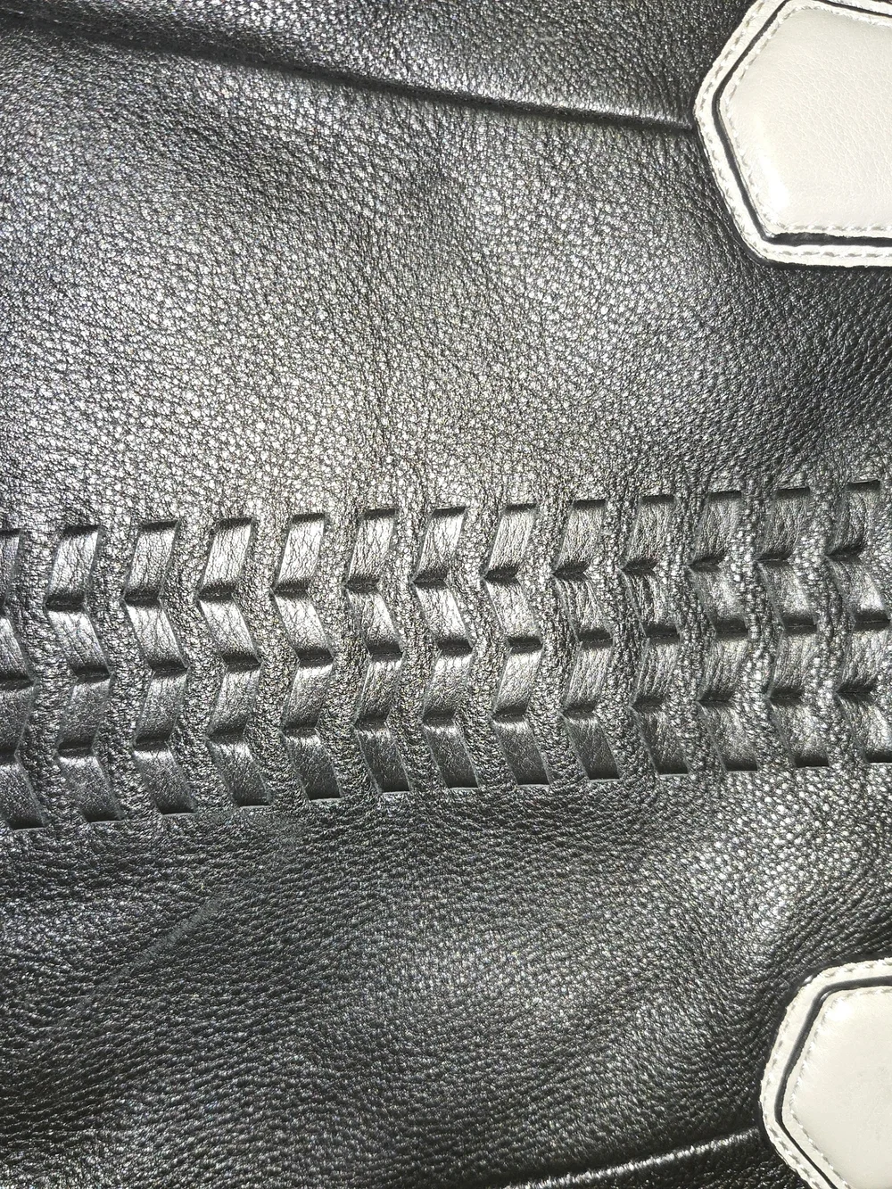 Oryany Color-blocked Black, White &Gray Women’s Shoulder Bag. GUC. - Picture 7 of 8